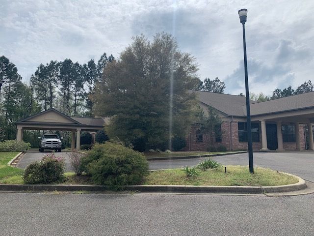 Medical Office For Sale/Lease : 15 Orleans Dr, Hattiesburg, MS 39402
